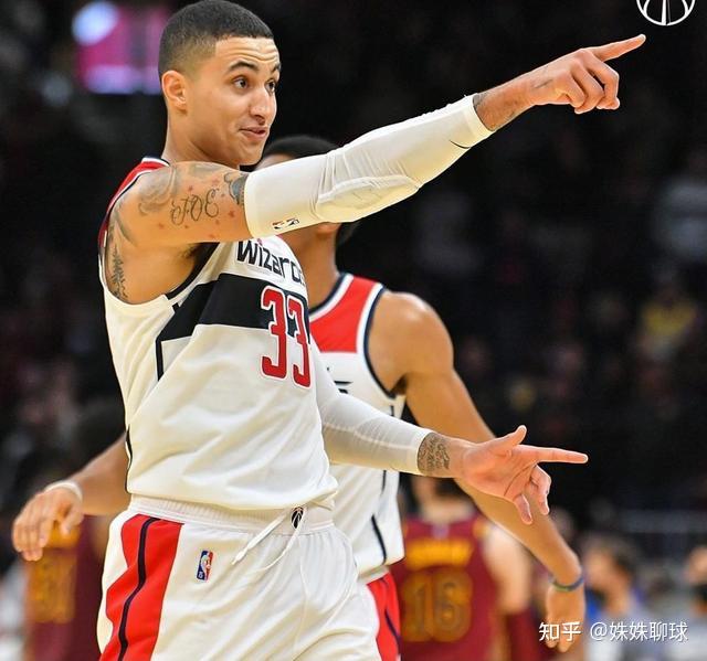 马德里竞技迎欧篮联关键赛；集结日篮板制胜；更衣室稳定；赛程密集仍需轮换